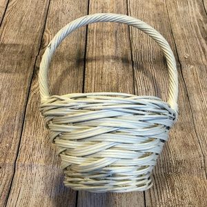 Pottery Barn Kids White Easter Basket Size:XS